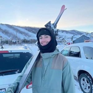 Meet your Posher, Chase